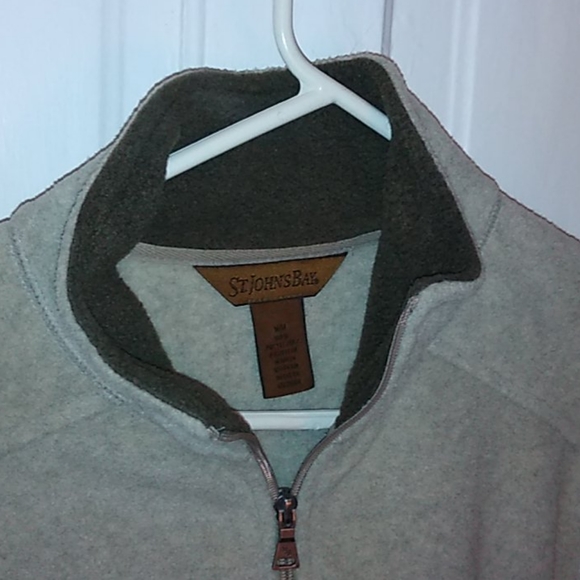 St John's Bay sweater - Picture 2 of 3